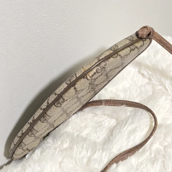 Gucci Beige and Brown Patterned Crossbody Bag - Picture 5 of 10